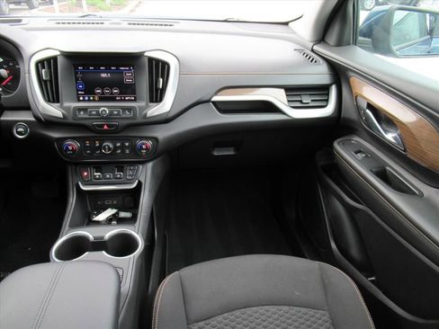Used 2020 GMC Terrain SLE w/ Driver Convenience Package image 14