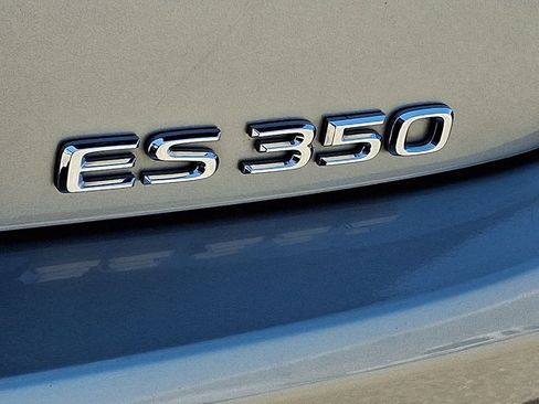 Used 2021 Lexus ES 350 w/ Premium Package FWD image 34