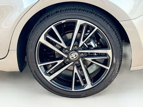 Used 2026 Toyota Camry XSE FWD image 30