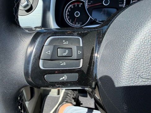 Used 2016 Volkswagen Beetle 1.8T Denim image 8