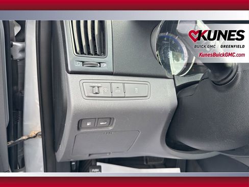 Used 2011 Hyundai Sonata GLS FWD image 17