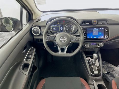 New 2025 Nissan Versa SR w/ Trunk Package image 16