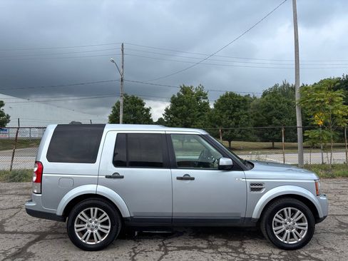 Used 2010 Land Rover LR4 HSE AWD/4WD image 2