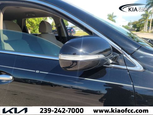 Used 2019 Kia Sorento FWD image 8