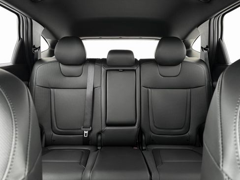 New 2025 Hyundai Tucson XRT image 16