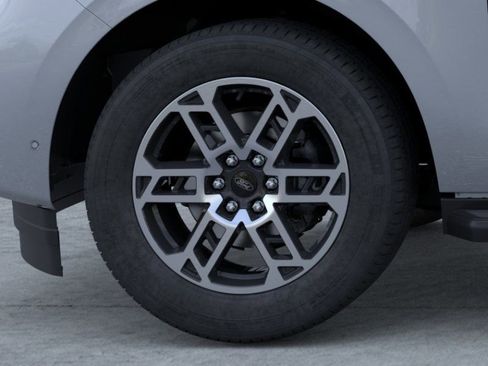 New 2026 Ford Expedition Active RWD image 19