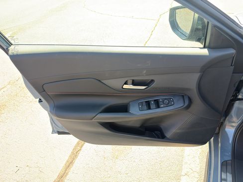 New 2026 Nissan Sentra SR w/ Floor Mat Package image 18