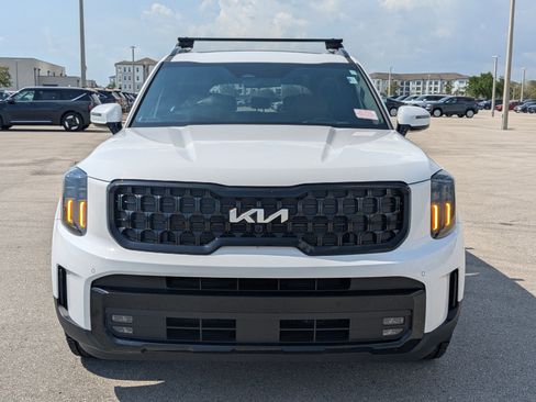 Certified 2024 Kia Telluride SX Prestige X-Pro image 2