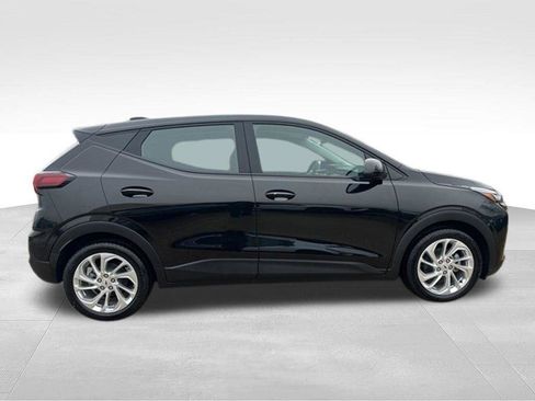 New 2027 Chevrolet Bolt LT w/ Comfort Package FWD image 7