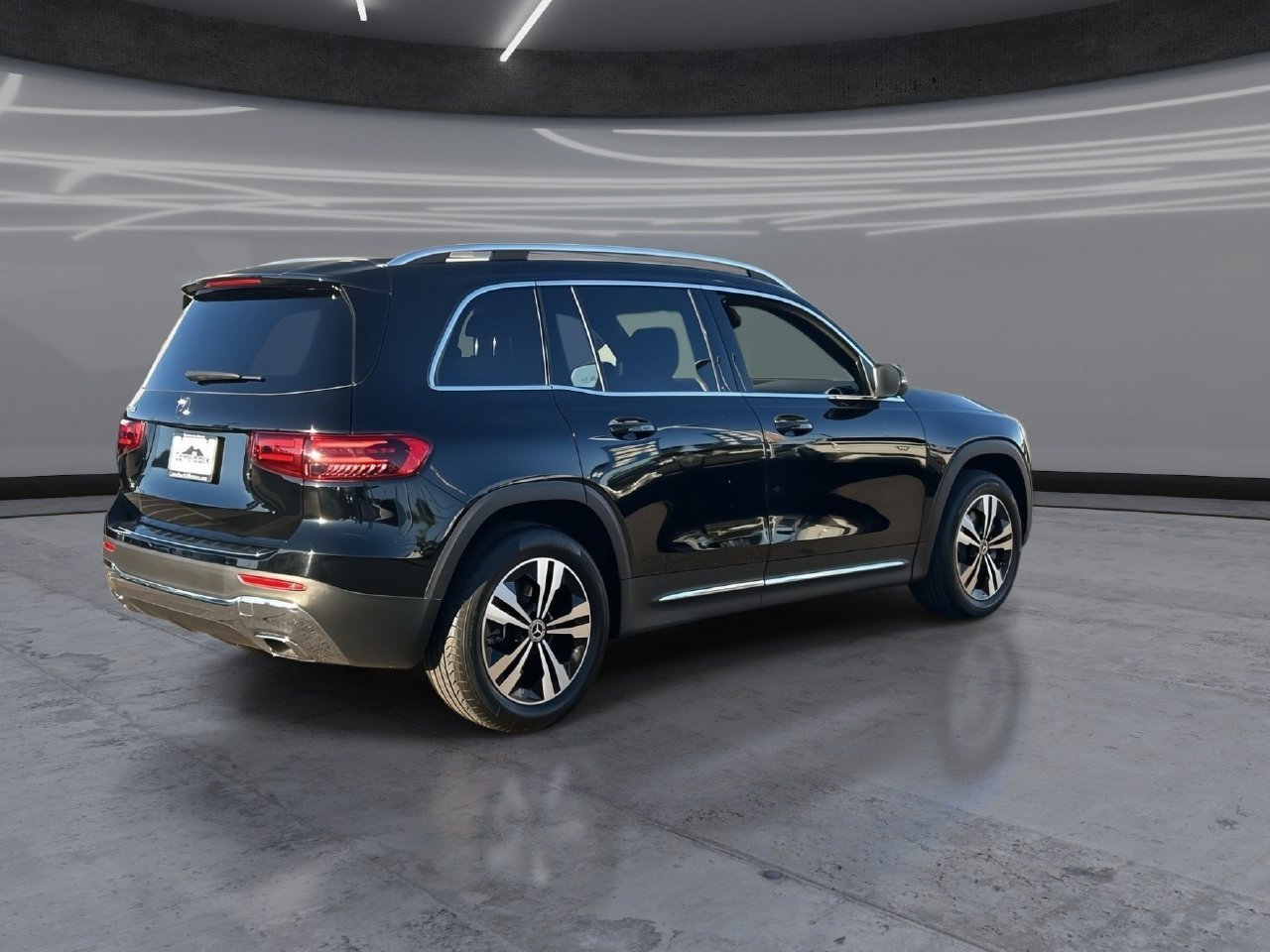 Used 2025 Mercedes-Benz GLB 250 image 5