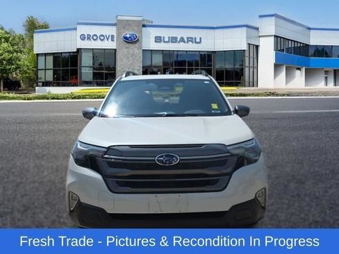 Used 2025 Subaru Forester Premium w/ Convenience Package #1 AWD/4WD image 8