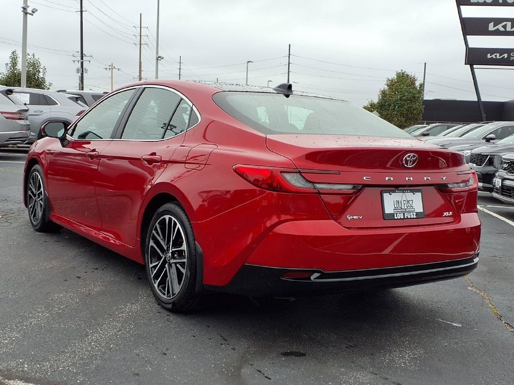 Used 2026 Toyota Camry XLE FWD image 2