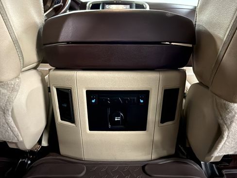 Used 2014 RAM 1500 Laramie w/ Convenience Group RWD image 34