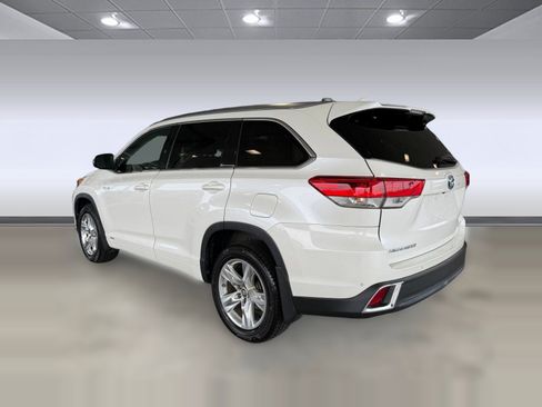 Used 2018 Toyota Highlander Limited AWD/4WD image 3