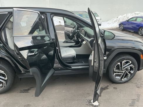 New 2026 Hyundai Tucson Limited image 13