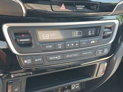 Used 2021 Honda Passport Touring image 17