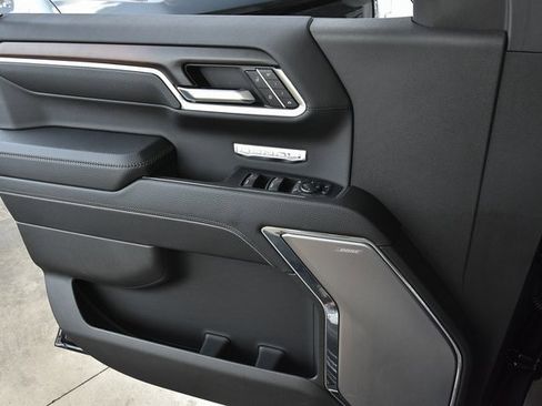 Used 2024 GMC Sierra 1500 Denali w/ Technology Package image 25