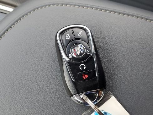 Used 2021 Buick Enclave Essence w/ Sound and Sites Package AWD/4WD image 32
