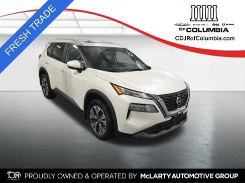 Used 2023 Nissan Rogue SV w/ SV Premium Package AWD/4WD image 1