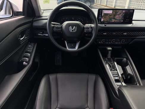 Used 2023 Honda Accord Touring image 15