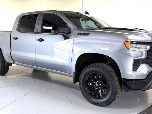 Used 2024 Chevrolet Silverado 1500 LT Trail Boss w/ Convenience Package II image 1