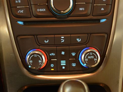 Used 2014 Buick Verano image 23