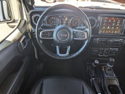 Used 2021 Jeep Wrangler Unlimited Sahara AWD/4WD image 11