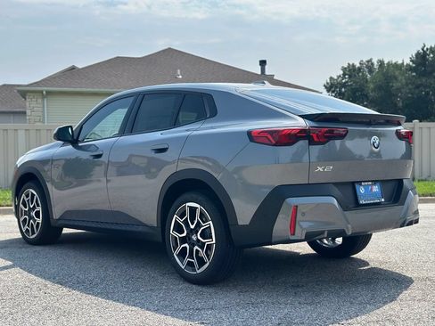 New 2026 BMW X2 xDrive28i w/ Technology Package AWD/4WD image 5