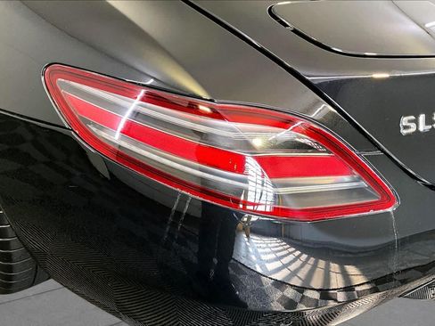 Used 2012 Mercedes-Benz SLS AMG Roadster image 25