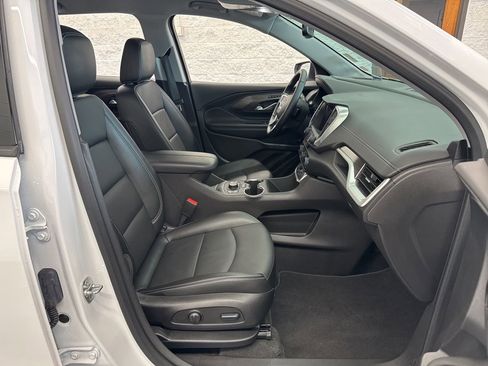 Used 2024 GMC Terrain SLT w/ Tech Package FWD image 50