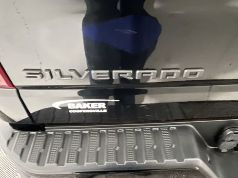 Certified 2020 Chevrolet Silverado 1500 RST image 31