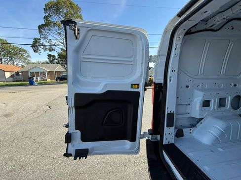 Used 2022 Ford Transit 150 Low Roof RWD image 27