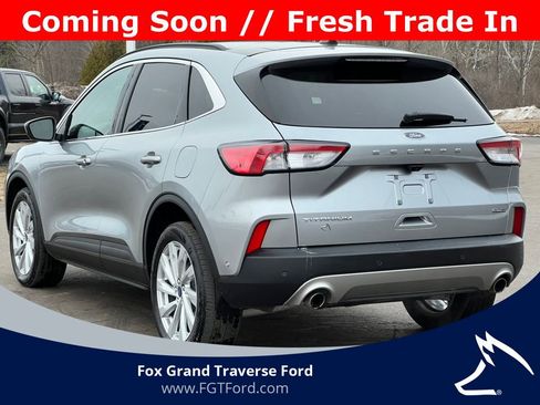 Certified 2022 Ford Escape Titanium w/ Titanium Elite Package image 41