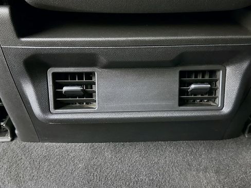 Used 2021 Chevrolet Silverado 1500 Custom image 23