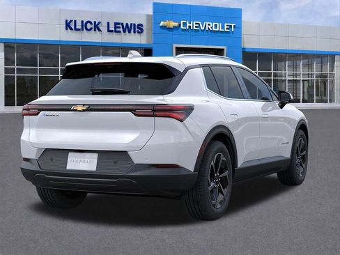 New 2026 Chevrolet Equinox EV LT image 4