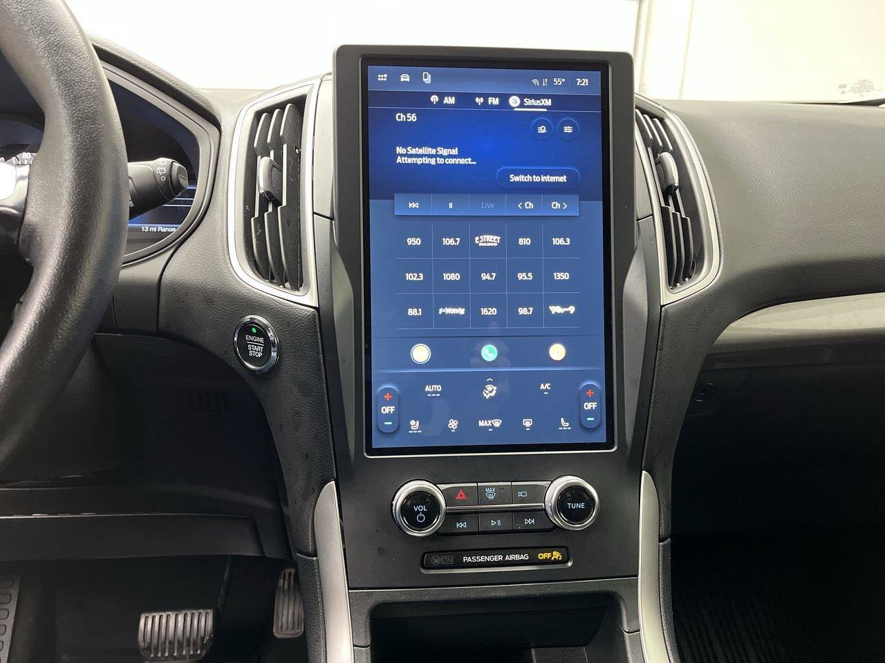 Certified 2024 Ford Edge SEL w/ Convenience Package AWD/4WD image 17