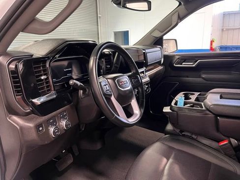 Used 2025 GMC Sierra 1500 SLT AWD/4WD image 23