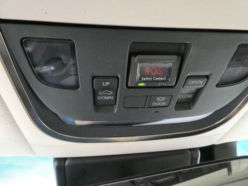 Used 2018 Lexus LS 500 AWD image 24