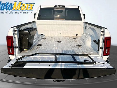 Used 2025 RAM 2500 Laramie w/ Towing Technology Group AWD/4WD image 7