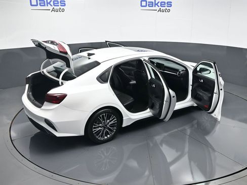 Certified 2024 Kia Forte GT-Line w/ GT-Line Premium Package image 59