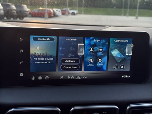 New 2026 Nissan Sentra SV w/ SV Convenience Package FWD image 17