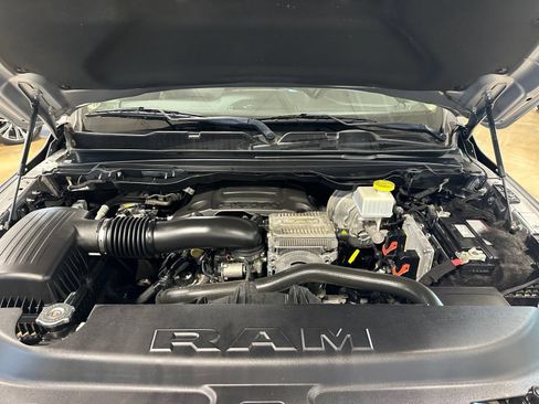 Used 2021 RAM 1500 Laramie AWD/4WD image 43