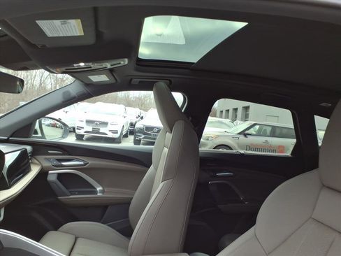 New 2025 Audi Q5 Premium Plus image 11
