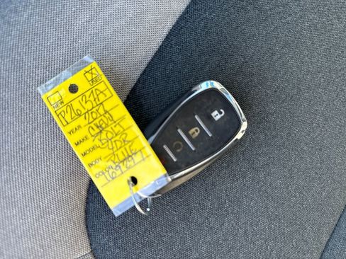 Used 2017 Chevrolet Bolt LT image 33