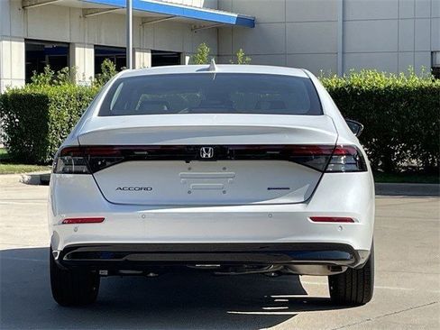 New 2025 Honda Accord EX-L image 5