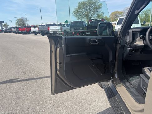 New 2026 Ford Bronco Outer Banks AWD/4WD image 18