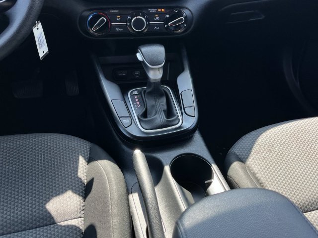 Used 2022 Kia Soul LX FWD image 16
