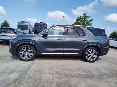 Used 2022 Hyundai Palisade Limited FWD image 3