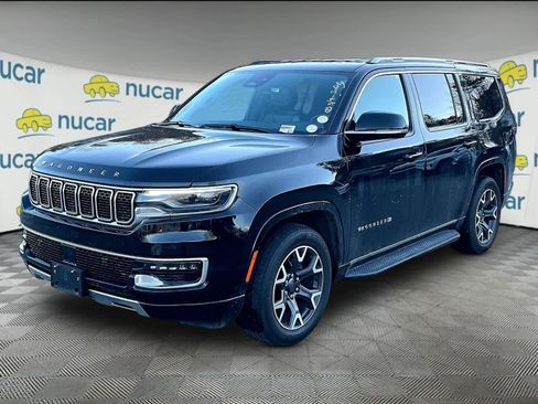 Used 2024 Jeep Wagoneer Series III image 2