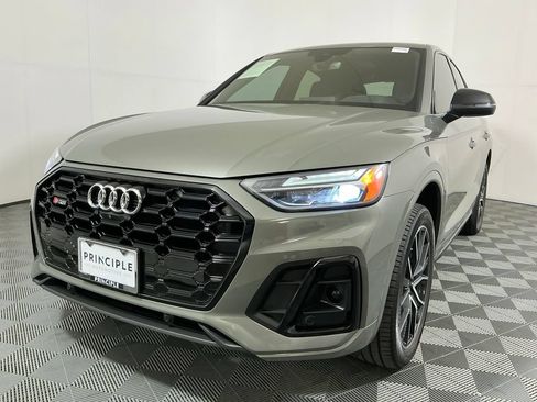 Used 2023 Audi SQ5 Premium Plus w/ Premium Plus Package AWD/4WD image 2